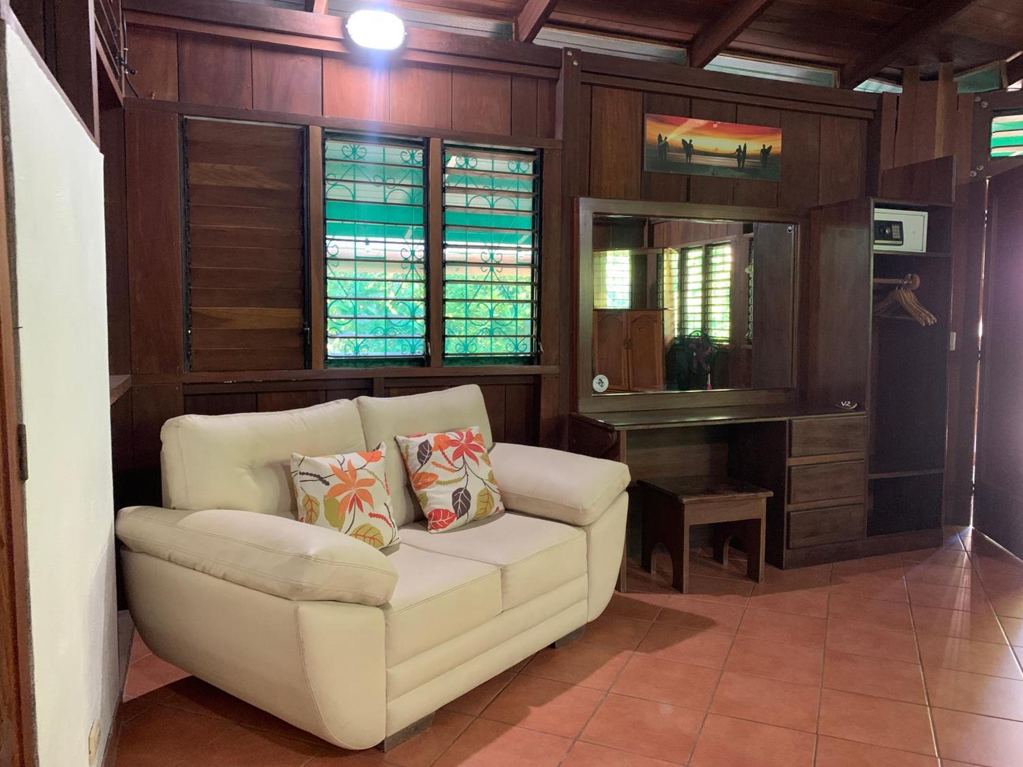 Mal Pais Surf Camp Hotel Playa Santa Teresa  Luaran gambar