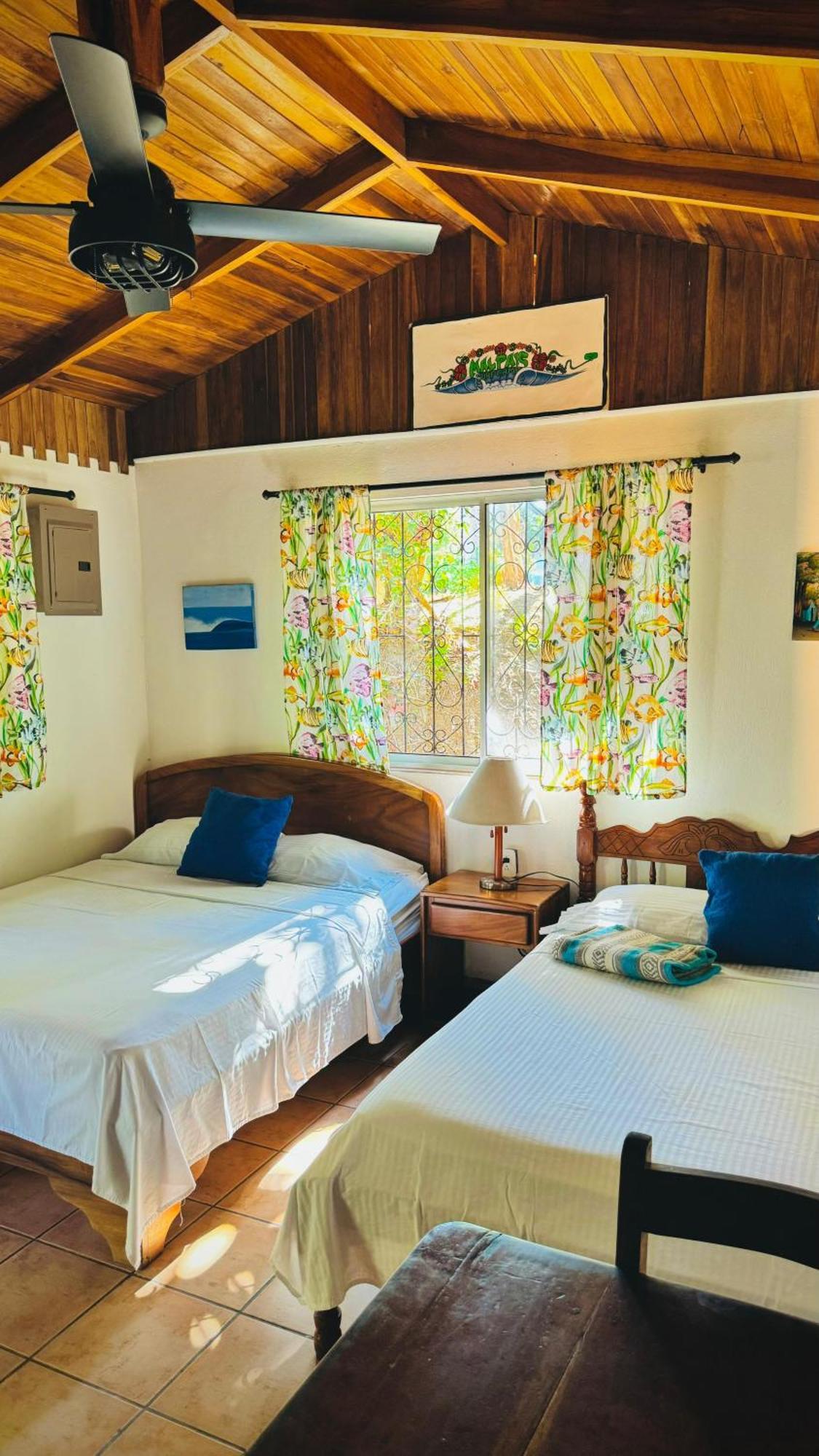 Mal Pais Surf Camp Hotel Playa Santa Teresa  Luaran gambar