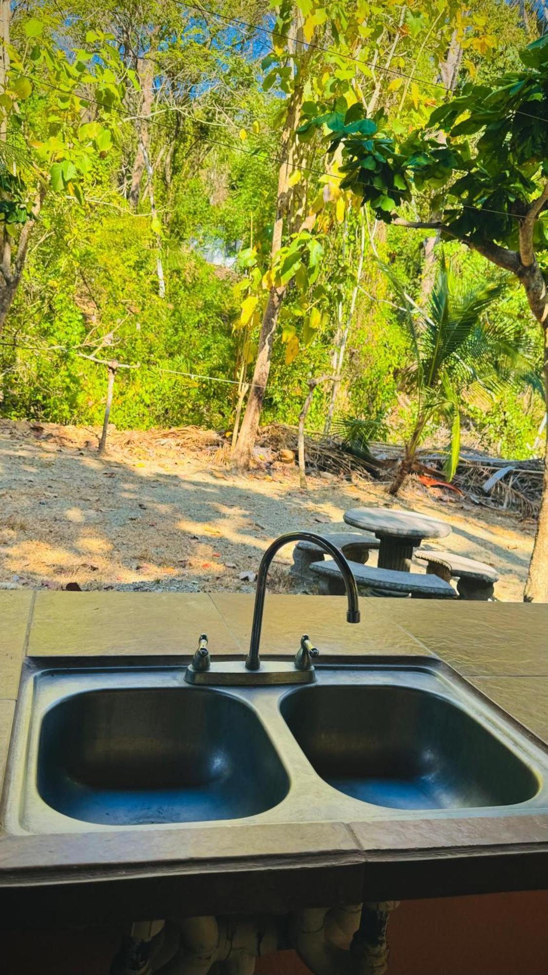 Mal Pais Surf Camp Hotel Playa Santa Teresa  Luaran gambar
