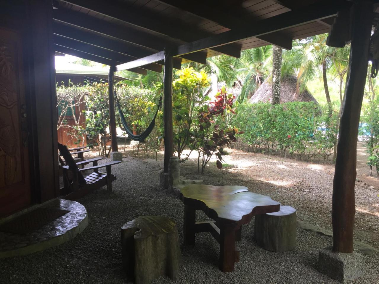 Mal Pais Surf Camp Hotel Playa Santa Teresa  Luaran gambar